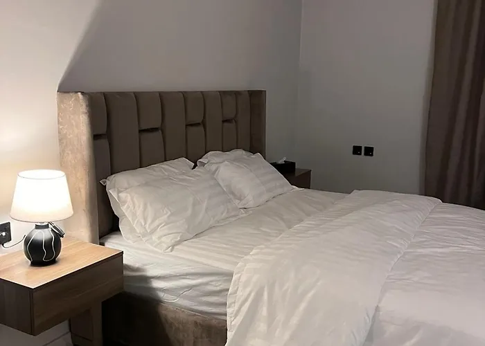 استديو فندقي انيق